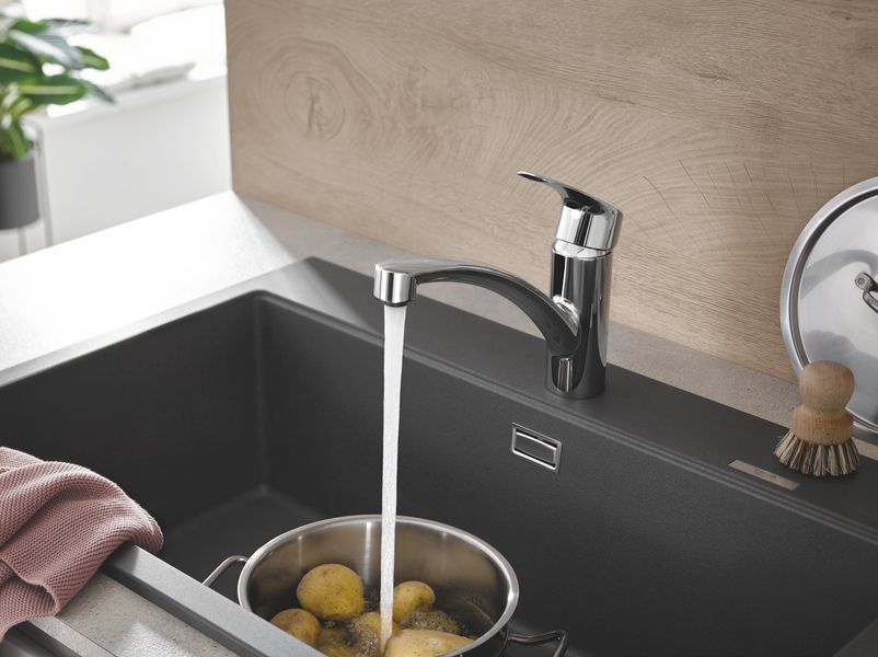 Змішувач для кухні Grohe Eurosmart New (33281003) 33281003 фото